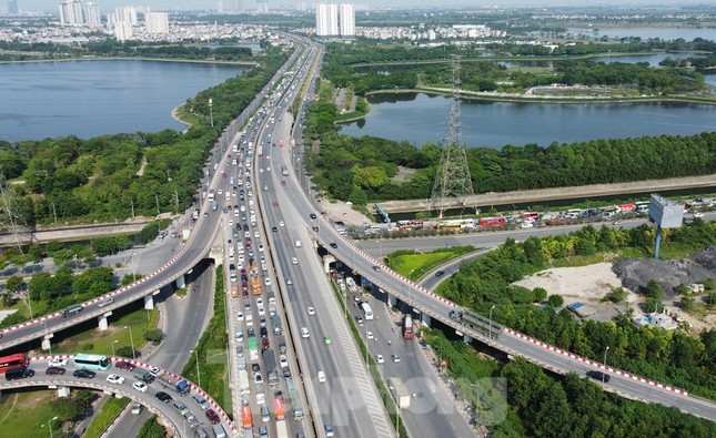 Vị trí Phía Đông Hanssip Ecocity tiếp giáp cao tốc Pháp Vân Cầu Giẽ